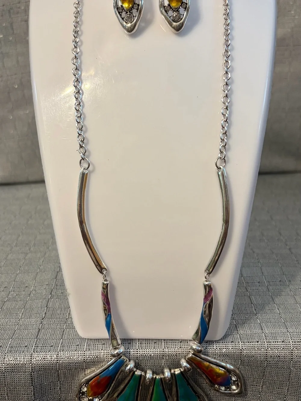 Multicolor Teardrop Statement Necklace and Earring Set - Silver Tone